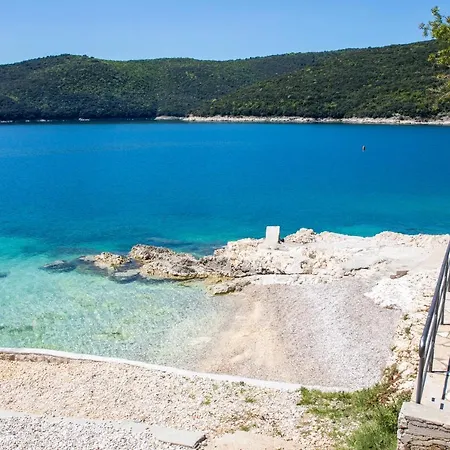 Lungo Mare Apartment Rabac