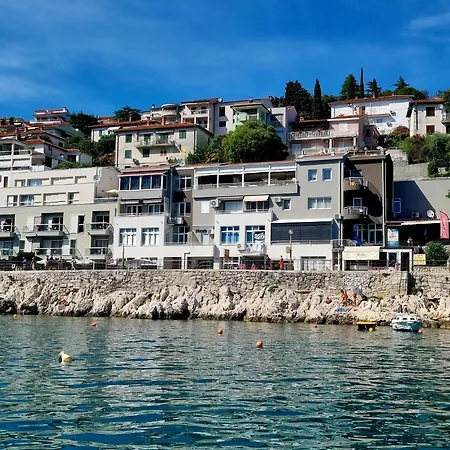 Apartment Lungo Mare Rabac